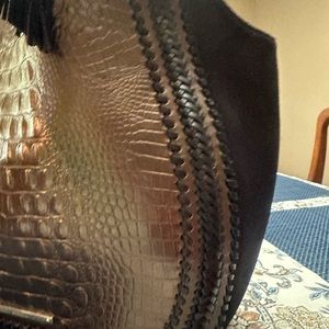 Brahmin - unique Large Hobo style bag